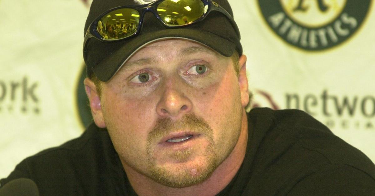 Former Phillies player Jeremy Giambi dies at 47