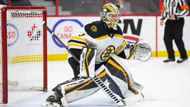 Jeremy-Swayman-Bruins-Ottawa.jpg 