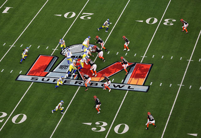 Trey Hendrickson of the Cincinnati Bengals on the field in the game News  Photo - Getty Images