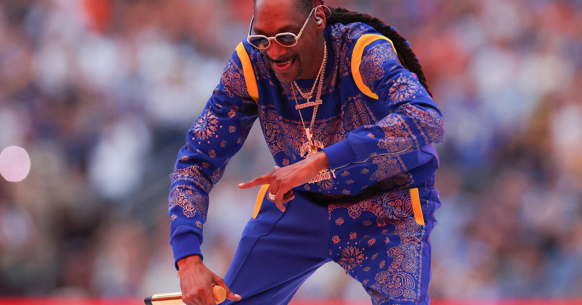 Kendrick Lamar Wears Custom Louis Vuitton for Super Bowl Halftime