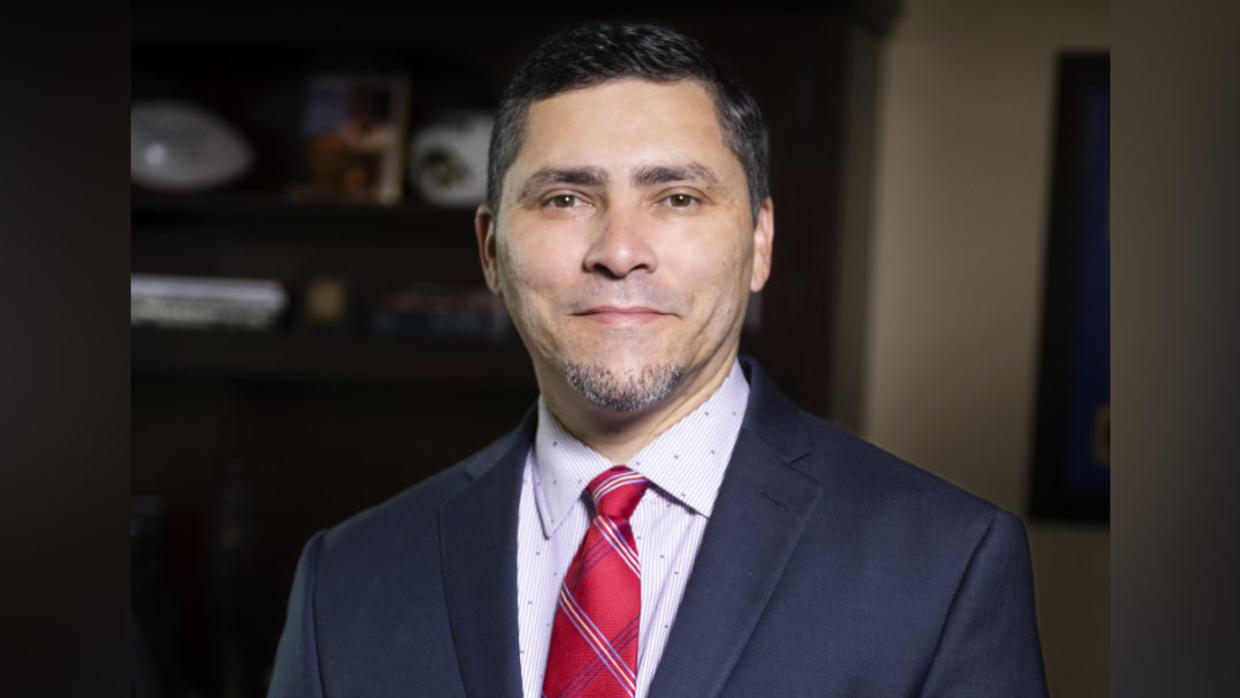 mesquite-isd-hiring-from-within-to-fill-superintendent-spot-ngel-rivera-is-lone-finalist-cbs-dfw