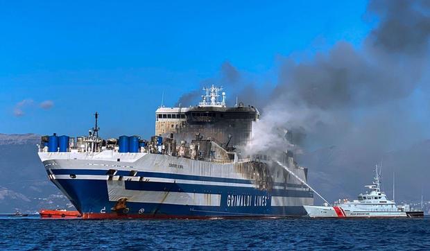 GREECE-ITALY-TRANSPORT-ACCIDENT-FIRE 