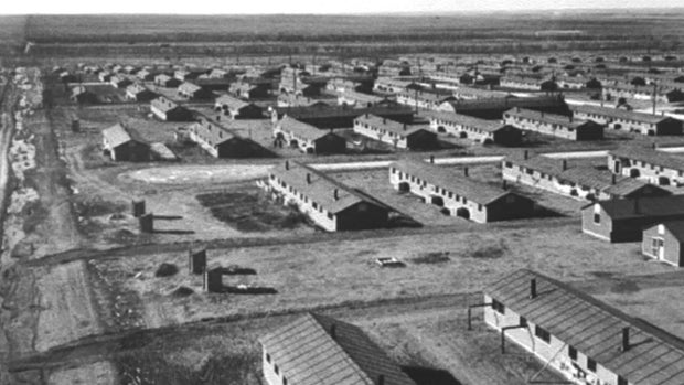 AMACHE ROUNDTABLE 6PKG.transfer_frame_51 