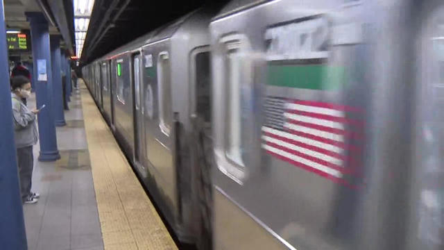nyc-subway-platform-doors.jpg 