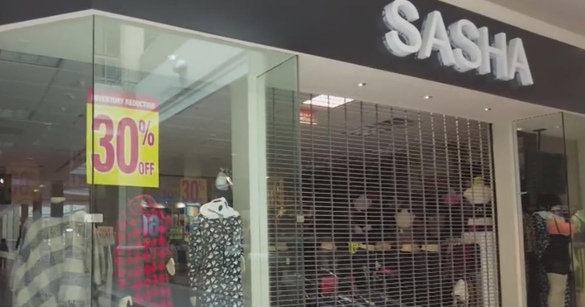 Sunrise Mall In Massapequa Tells Tenants To Vacate Leaving Store 