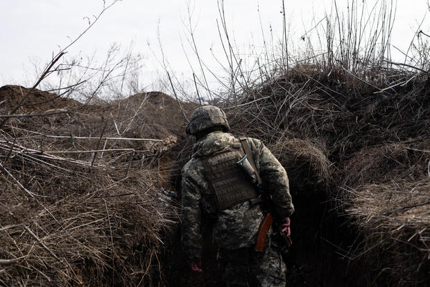 Ukrainian soldiers in the north of Donetsk 