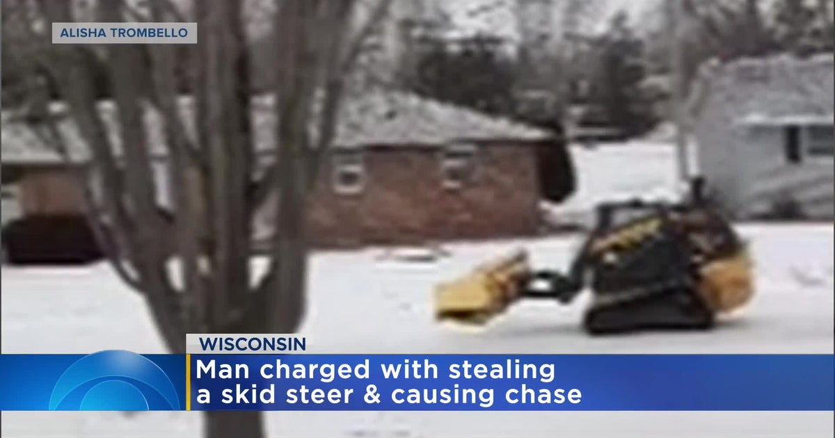Video Man In Wisconsin Leads Police On Chase Using Skid Steer CBS