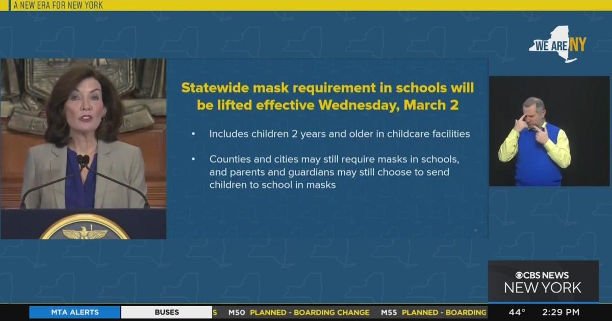 Gov. Hochul announces end of New York's school mask mandate - CBS New York