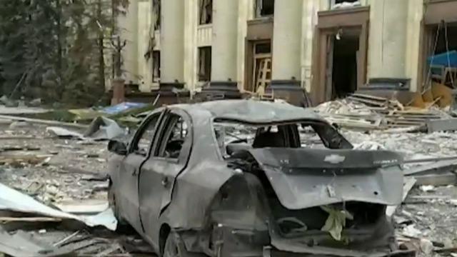 cbsn-fusion-deadly-attacks-target-populated-ukrainian-cities-thumbnail-909037-640x360.jpg 