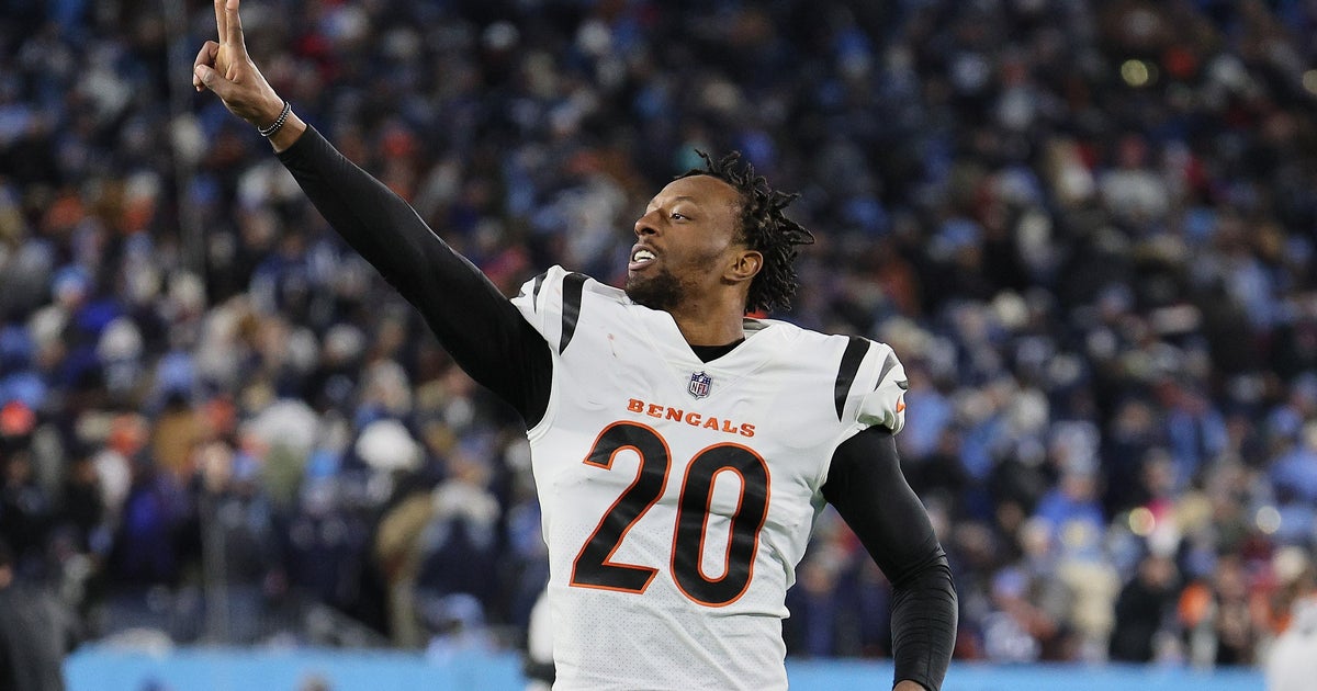 With Jalen Ramsey hurt, Dolphins signal CB Eli Apple to 1-year deal With Jalen Ramsey hurt, Dolphins signal CB Eli Apple to 1-year deal