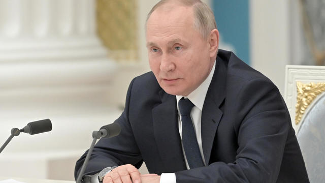 President Putin meets with Russian business leaders 