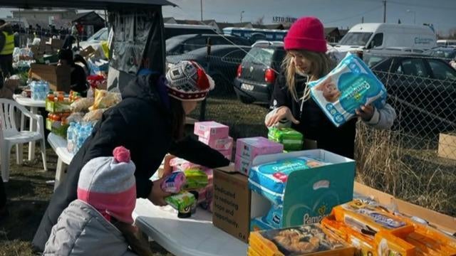 cbsn-fusion-charities-aid-groups-help-families-fleeing-war-torn-ukraine-thumbnail-909119-640x360.jpg 