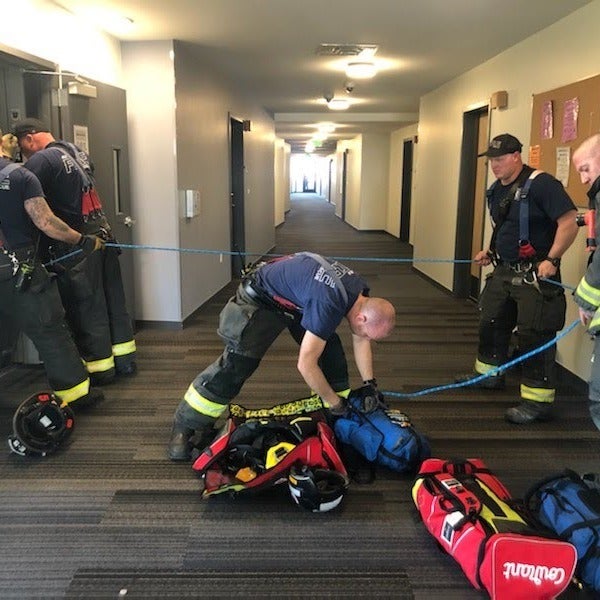 Elevator Rescue 4 (Auror Fire) 