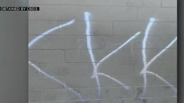 racist-graffiti-lincoln-elm.jpg 