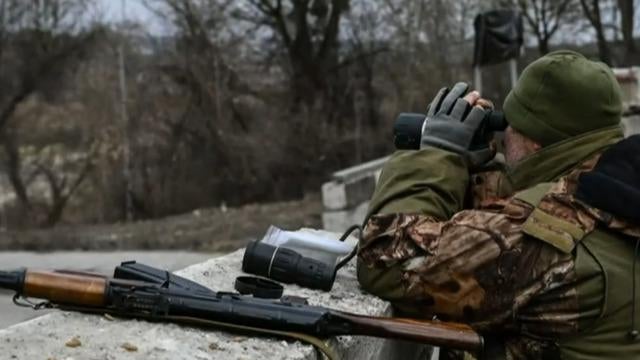 cbsn-fusion-foreign-fighters-join-the-ukrainian-military-effort-amid-russian-invasion-thumbnail-915930-640x360.jpg 