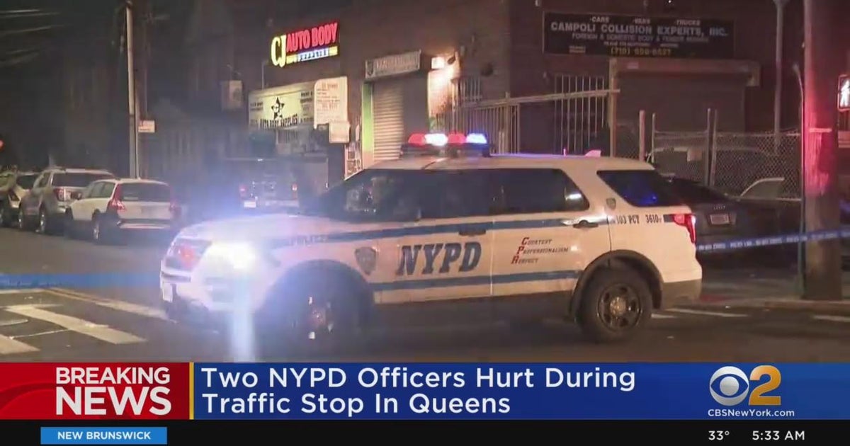 NYPD officers injured trying to stop stolen car - CBS New York