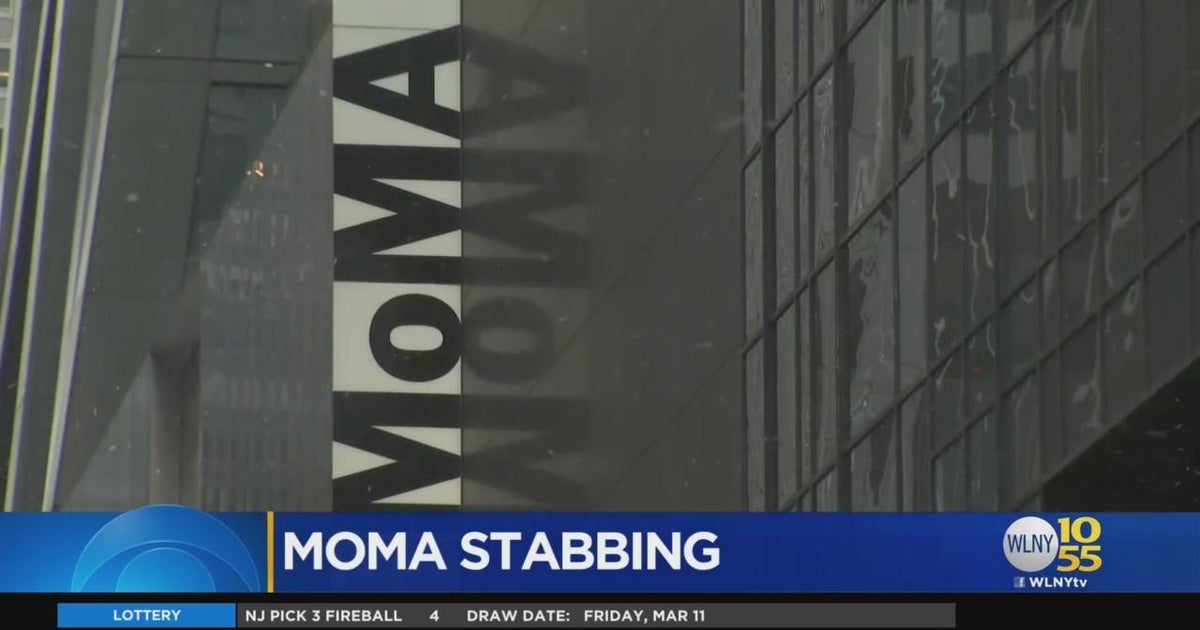 Search continues for suspect in stabbing of 2 workers inside Museum of ...