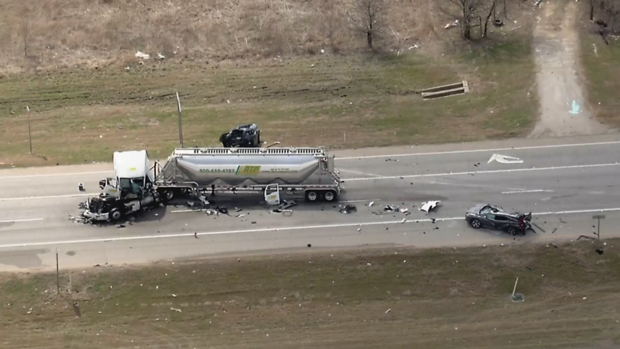 Major crash on Highway 287 in Grand Prairie 