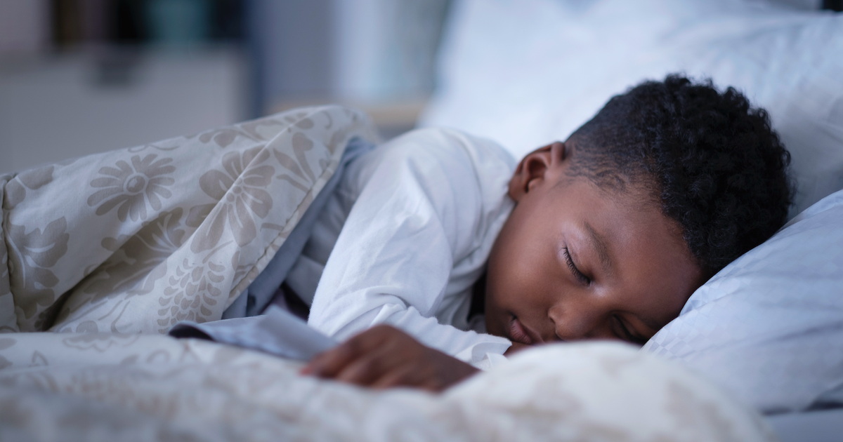 Sleep week. Kids Sleep time кровати. Гиперсомния. Сон для 12 лет мальчику. Happy sleeping child.