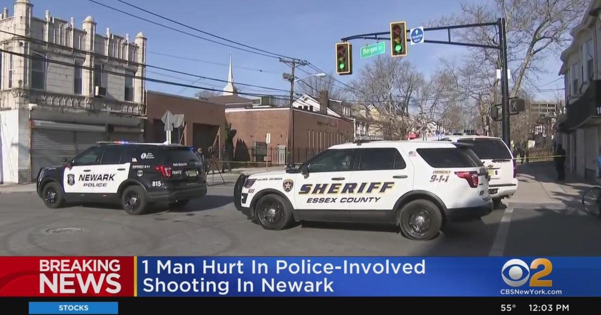 Newark police open fire on suspect in stolen car - CBS New York