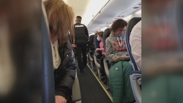 UNRULY PASSENGER 63VO.transfer_frame_71 