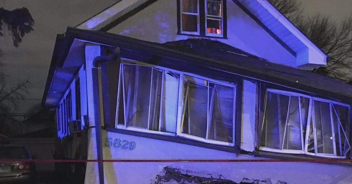 Car plows into house, wrecks sitting room in Norwood Park - CBS Chicago