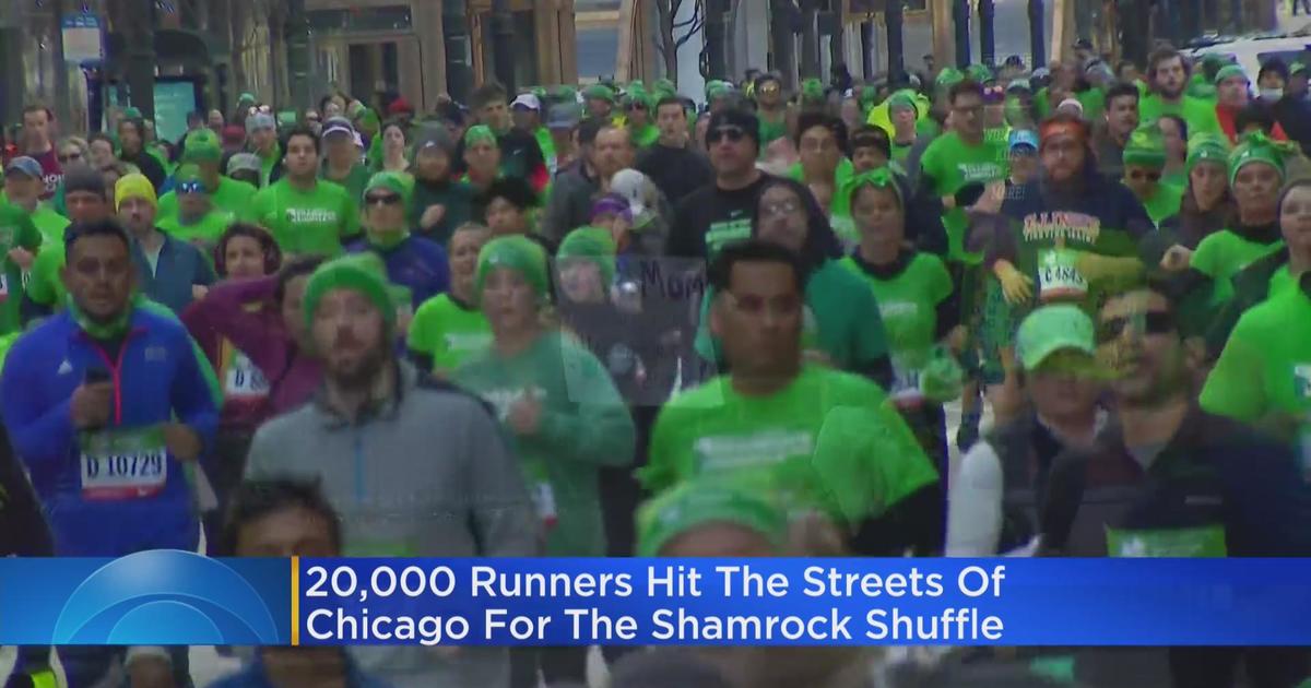 20,000 runners hit the streets of Chicago for the Shamrock Shuffle