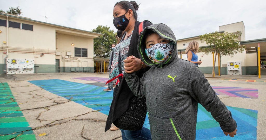 Free college savings program expanded to all of LAUSD's first-grade