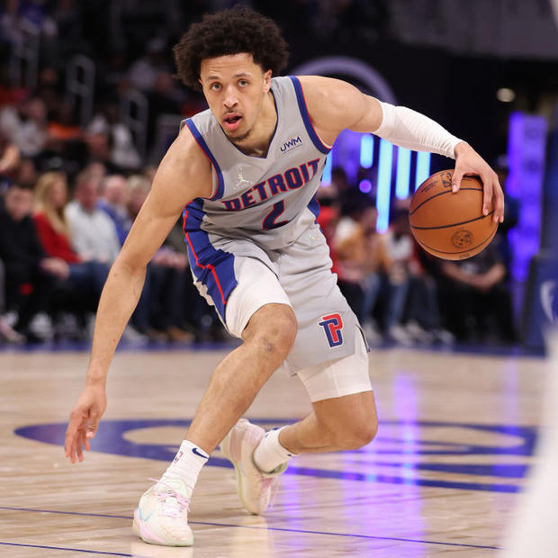 Los Angeles Clippers v Detroit Pistons 
