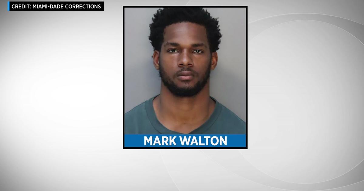 Former Dolphin, UM Football Player Mark Walton Arrested - CBS Miami