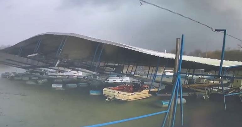 Video Shows Storm Winds Upheaving Dock At Benbrook Lake Marina CBS Texas