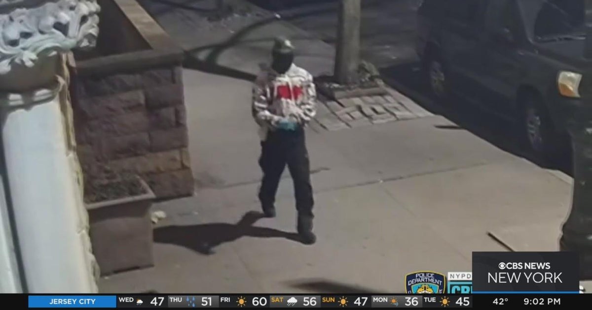 Police arrest suspect in Harlem in attempted rape, murder - CBS New York