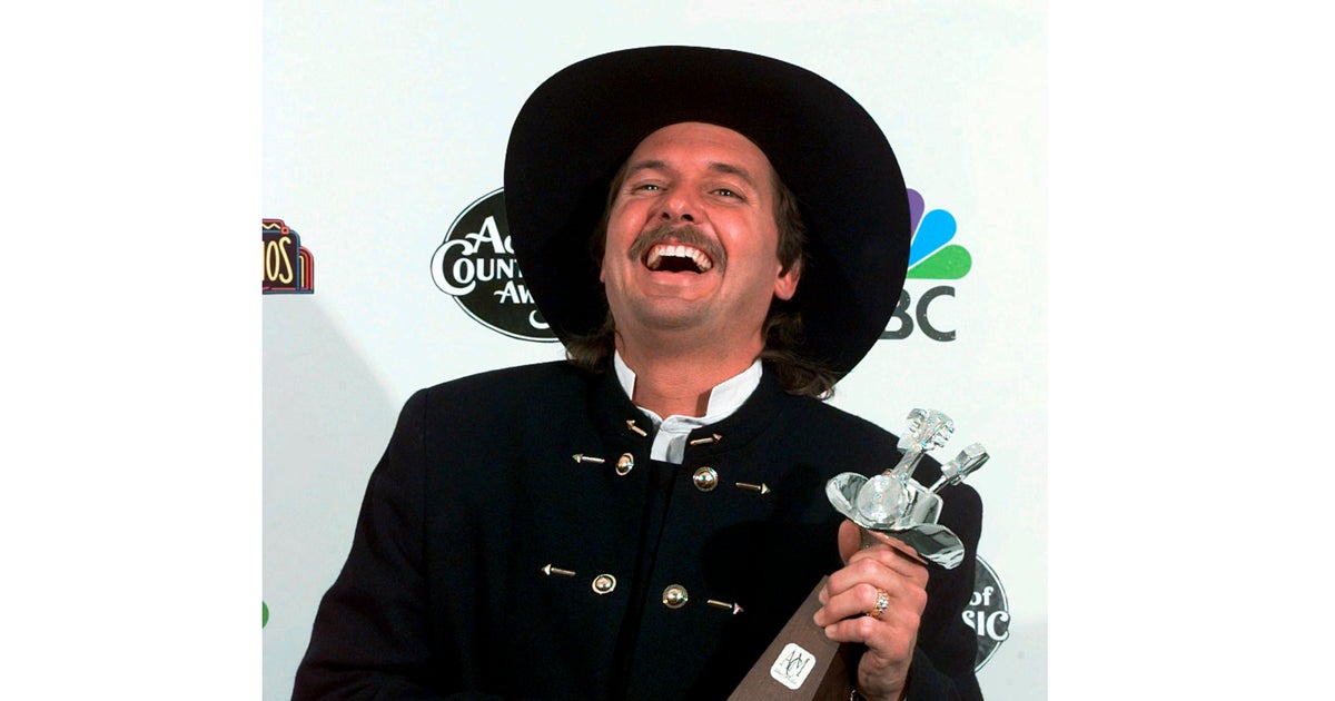 Jeff Carson, country music star turned police officer, dead at 58 - CBS ...