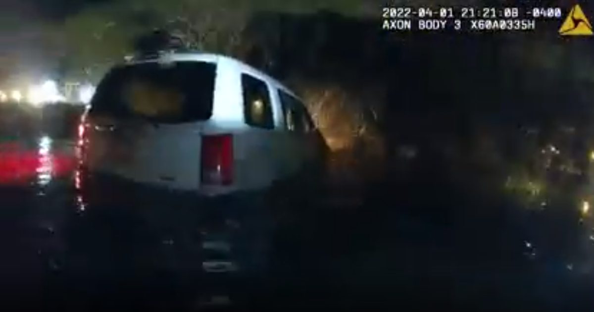 WATCH: Anne Arundel County Officers Save 4, Including Infant & Toddler ...