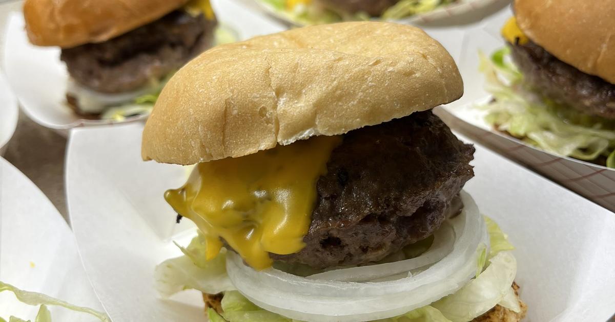 Target Field's new food lineup: Aussie pies, barbecue bowls and more -  Axios Twin Cities