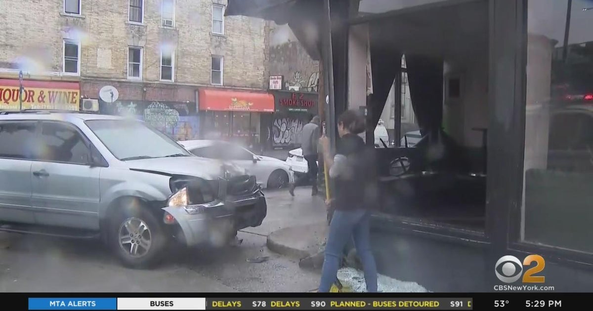 6 hurt when car jumps curb in Brooklyn CBS New York