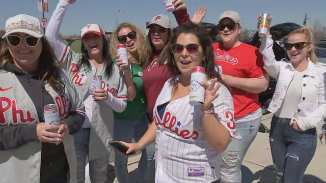 Play-Ball-Its-Opening-Day-For-The-Phillies_frame_5326.jpg 