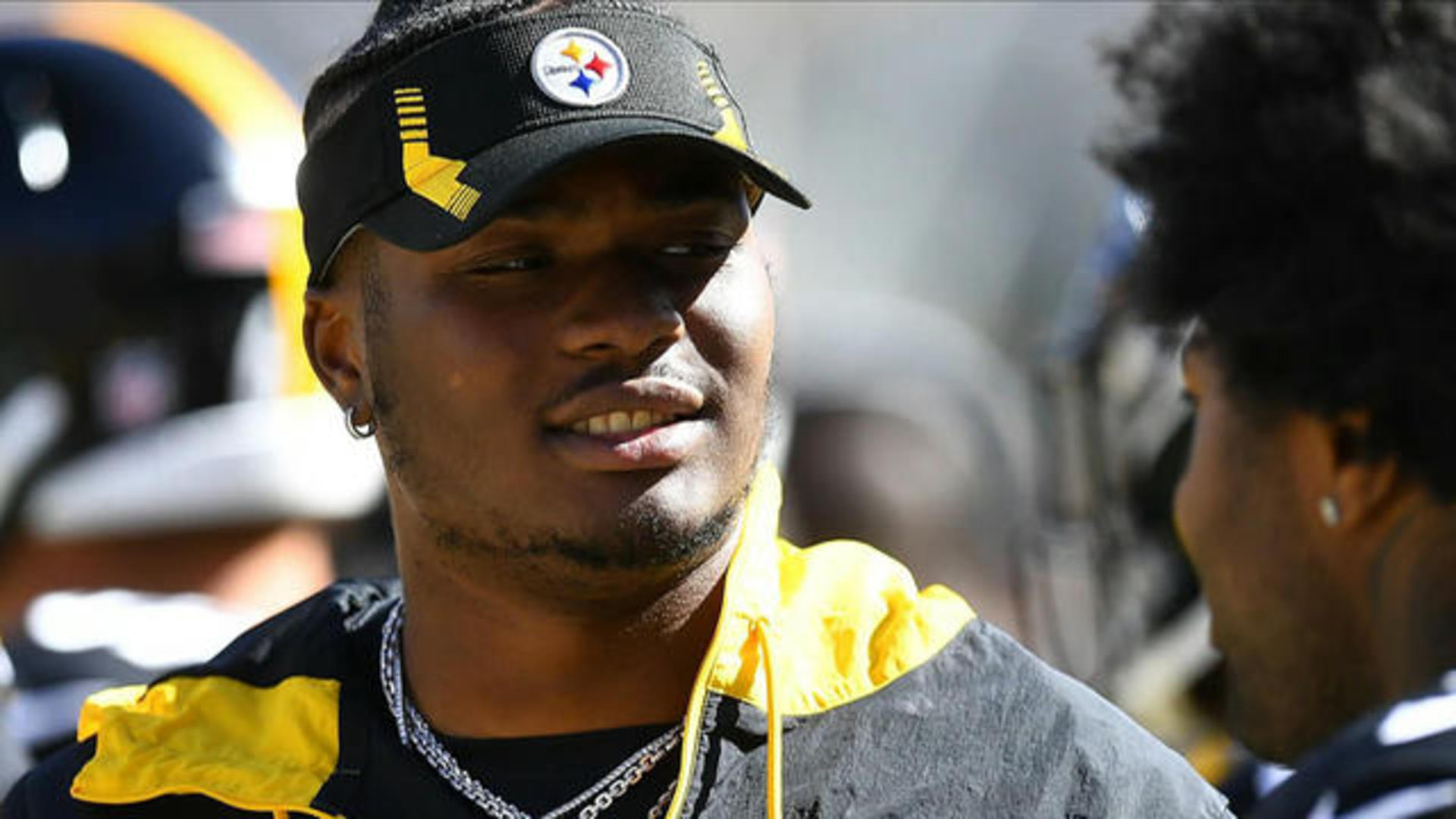 Dwayne Haskins Dead At 24: Pittsburgh Steelers Quarterback Was Struck By  Vehicle – Deadline