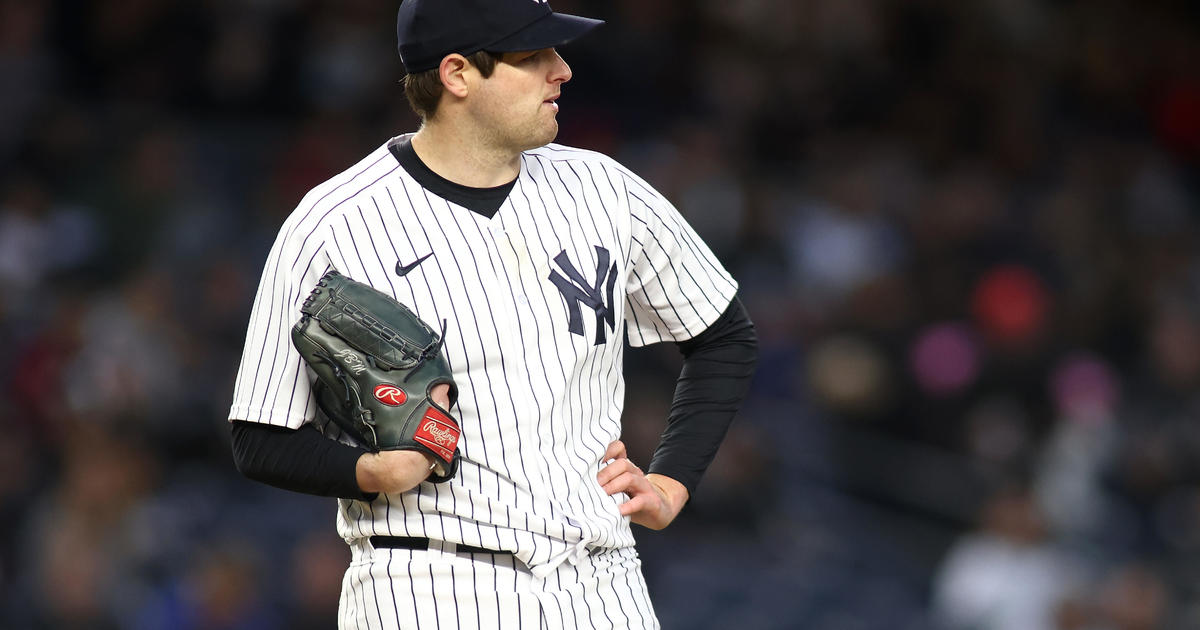 Bobby Dalbec's home run helps Red Sox avoid sweep, beat Yankees 4-3