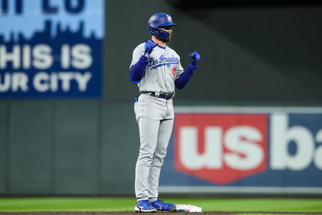 Runnin', gunnin' Twins' pick up first Dodger Stadium victory since 2005 –  Twin Cities