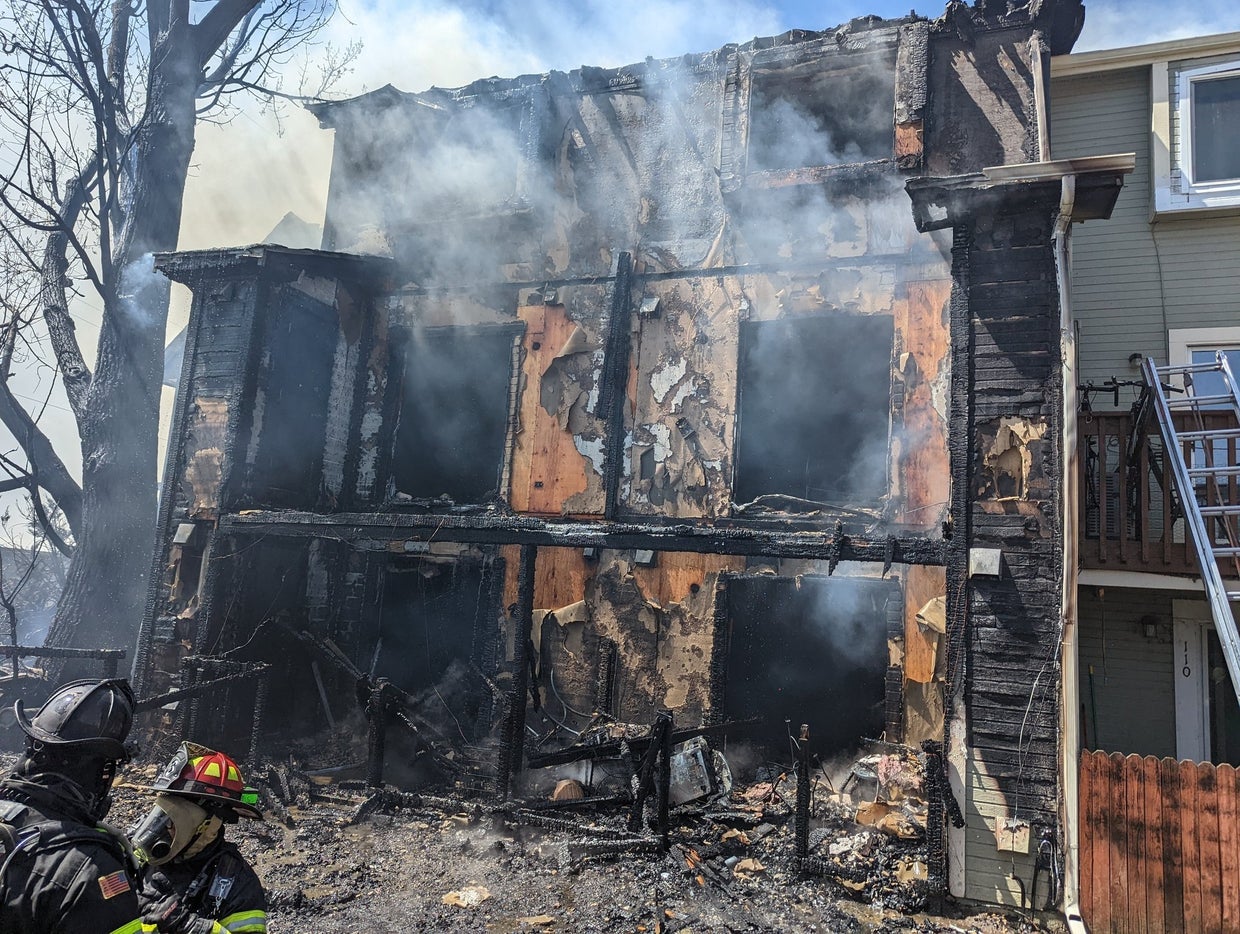 1 Dog Killed, 1 Person Injured In Fire At Townhomes In Denver - CBS ...