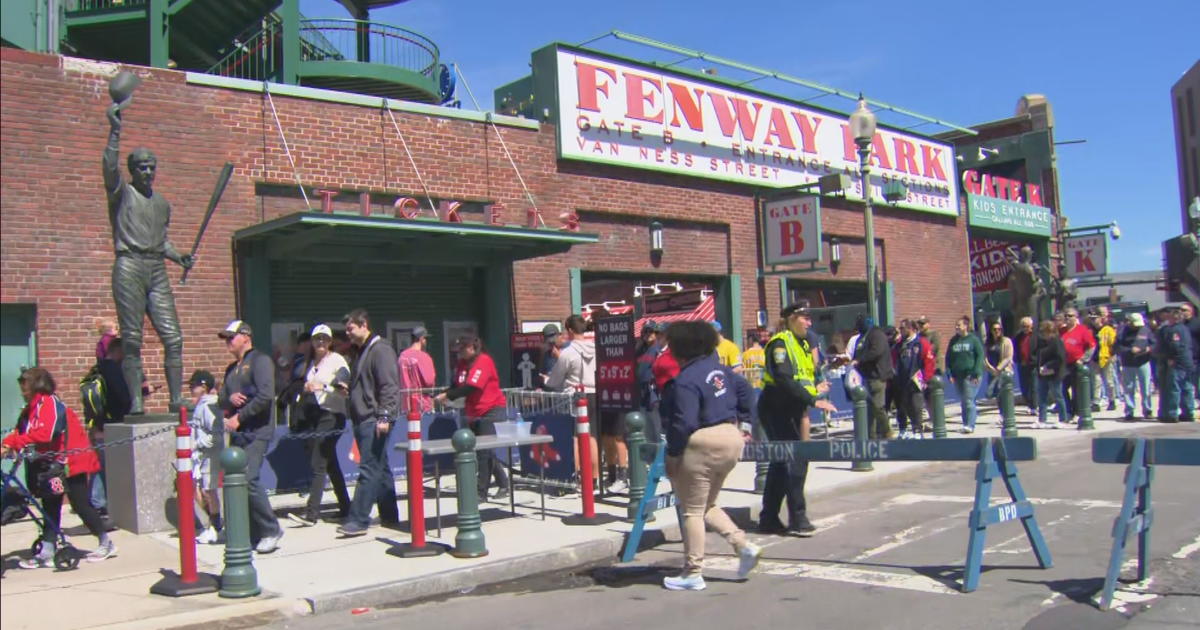 Fans Gather Outside Fenway Park For Red Sox Home Opener - CBS Boston