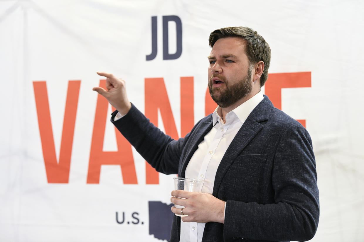 J D Vance Lands Donald Trump S Endorsement For Ohio Senate GOP Race   Gettyimages 1239922215 