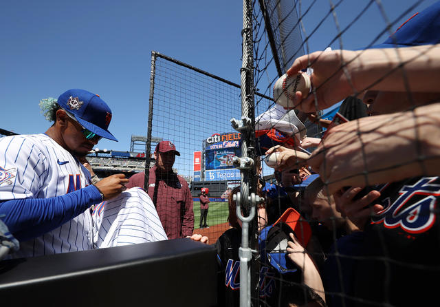 New York Mets - 2022 Home Opener - Friday, April 15 🏟️👉