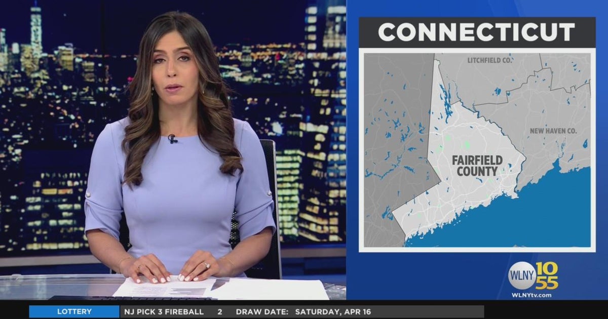 2 dead after boat capsizes on Long Island Sound - CBS New York