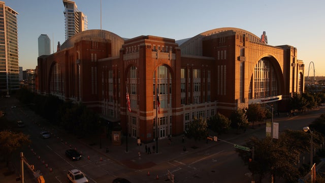 Toronto Raptors v Dallas Mavericks 
