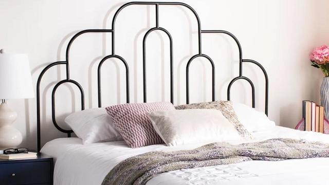 SAFAVIEH Paloma Metal Retro Headboard 