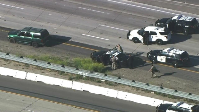 5-fwy-standoff.jpg 