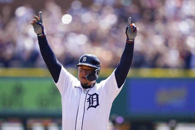 Detroit Tigers' Miguel Cabrera gets 3,000th hit in game against Colorado -  CBS News