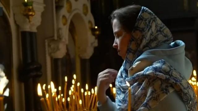cbsn-fusion-ukrainians-celebrate-orthodox-easter-as-they-mark-two-months-of-war-thumbnail-977179-640x360.jpg 
